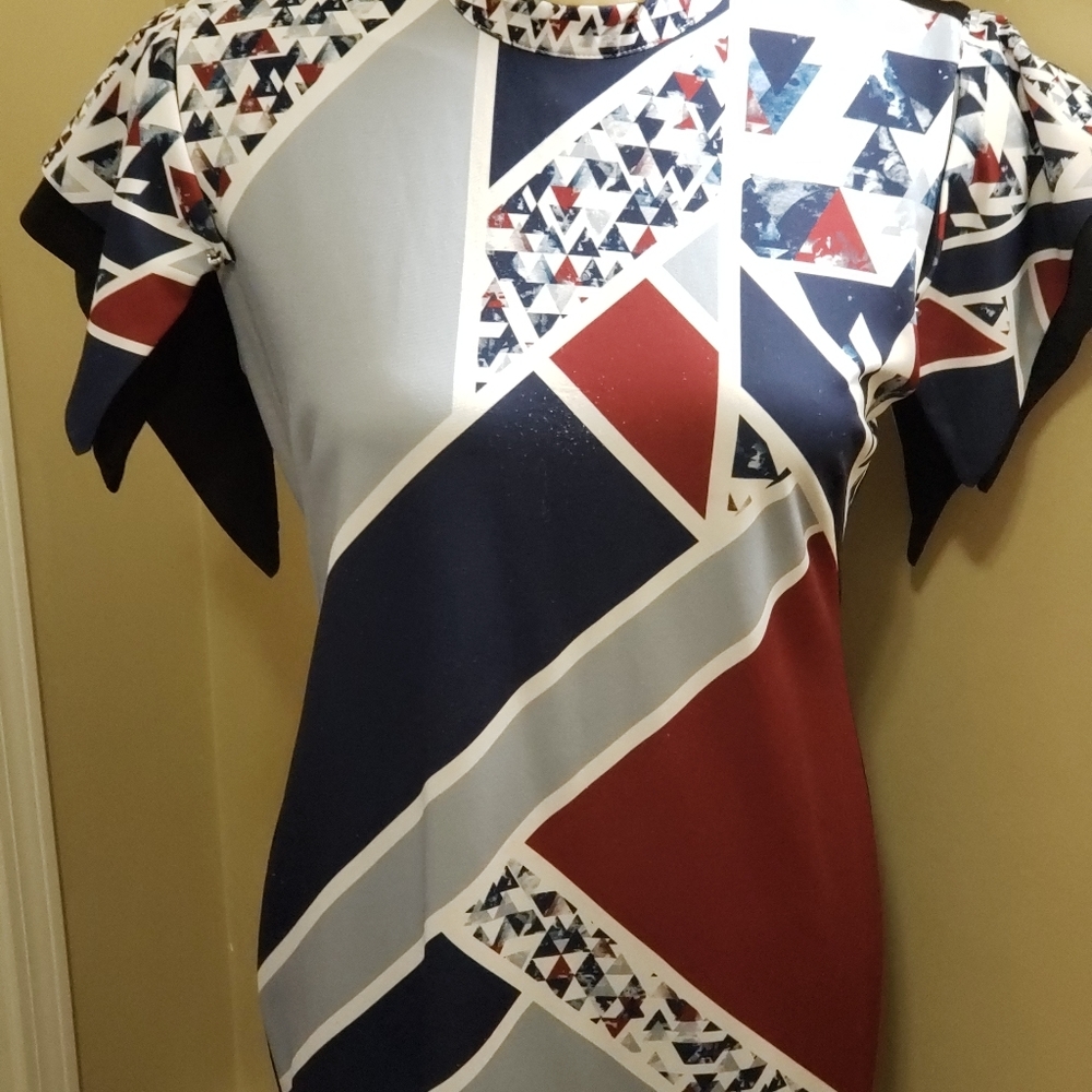 Dress - Picture 2 of 5